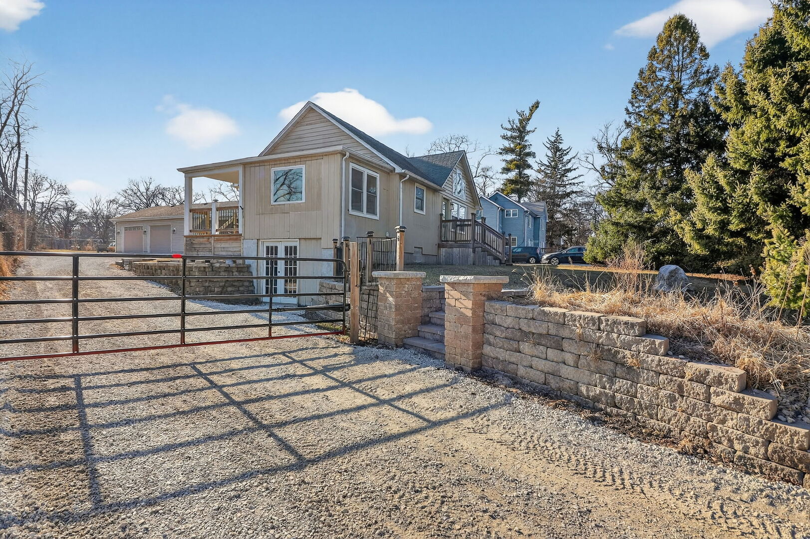 315 Oldfield Road, Downers Grove, IL