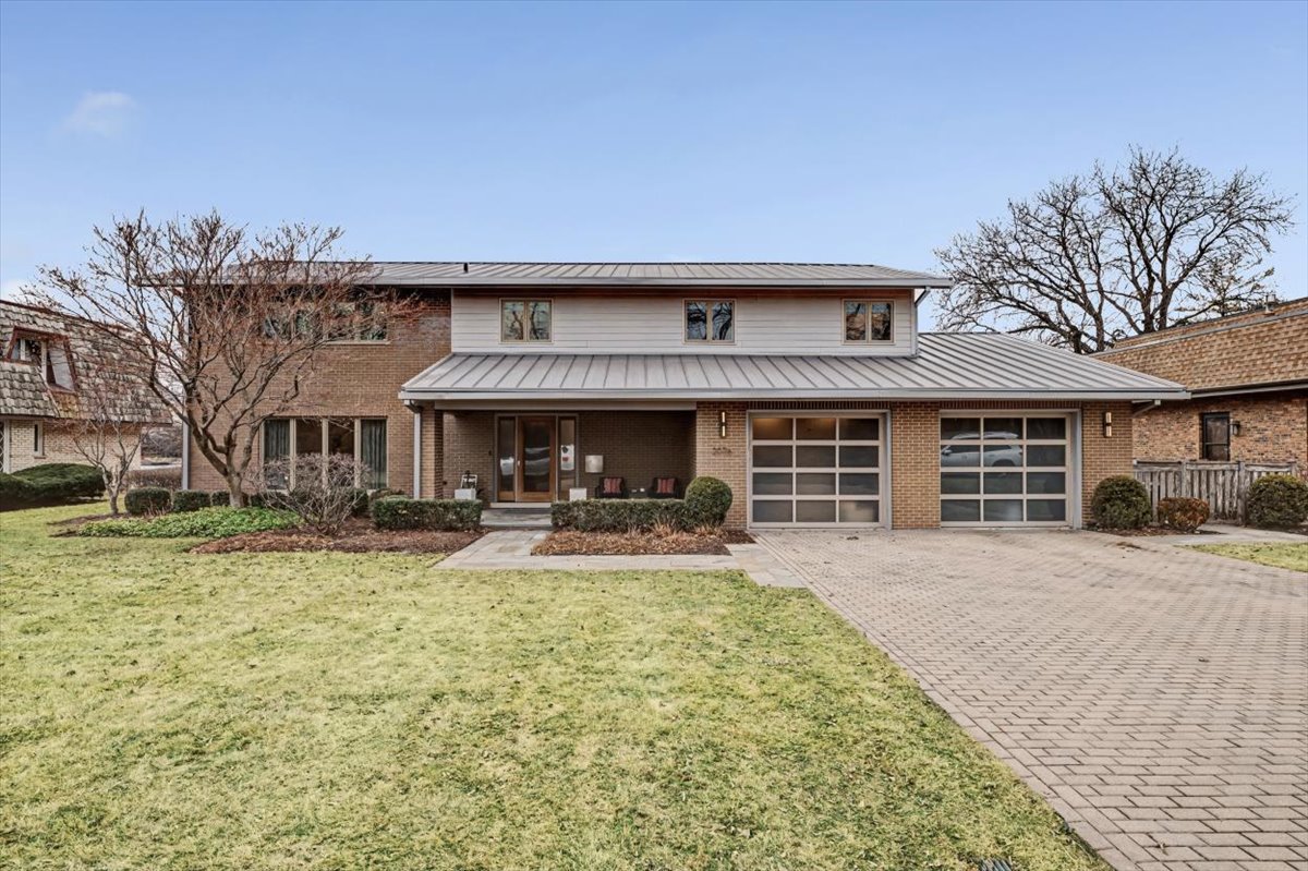 2076 Valley Lo Lane, Glenview, IL