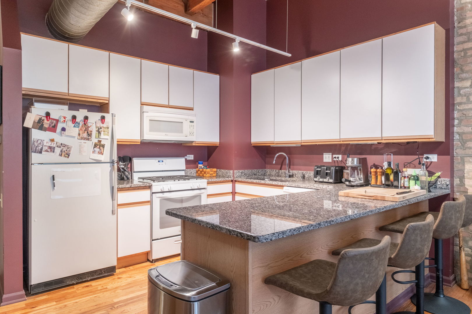 1017 W Washington Boulevard #3E, Chicago, IL