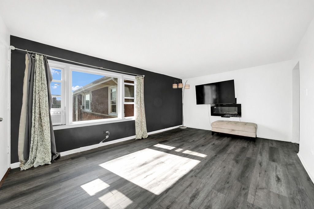 8020 S Pulaski Road #3W, Chicago, IL