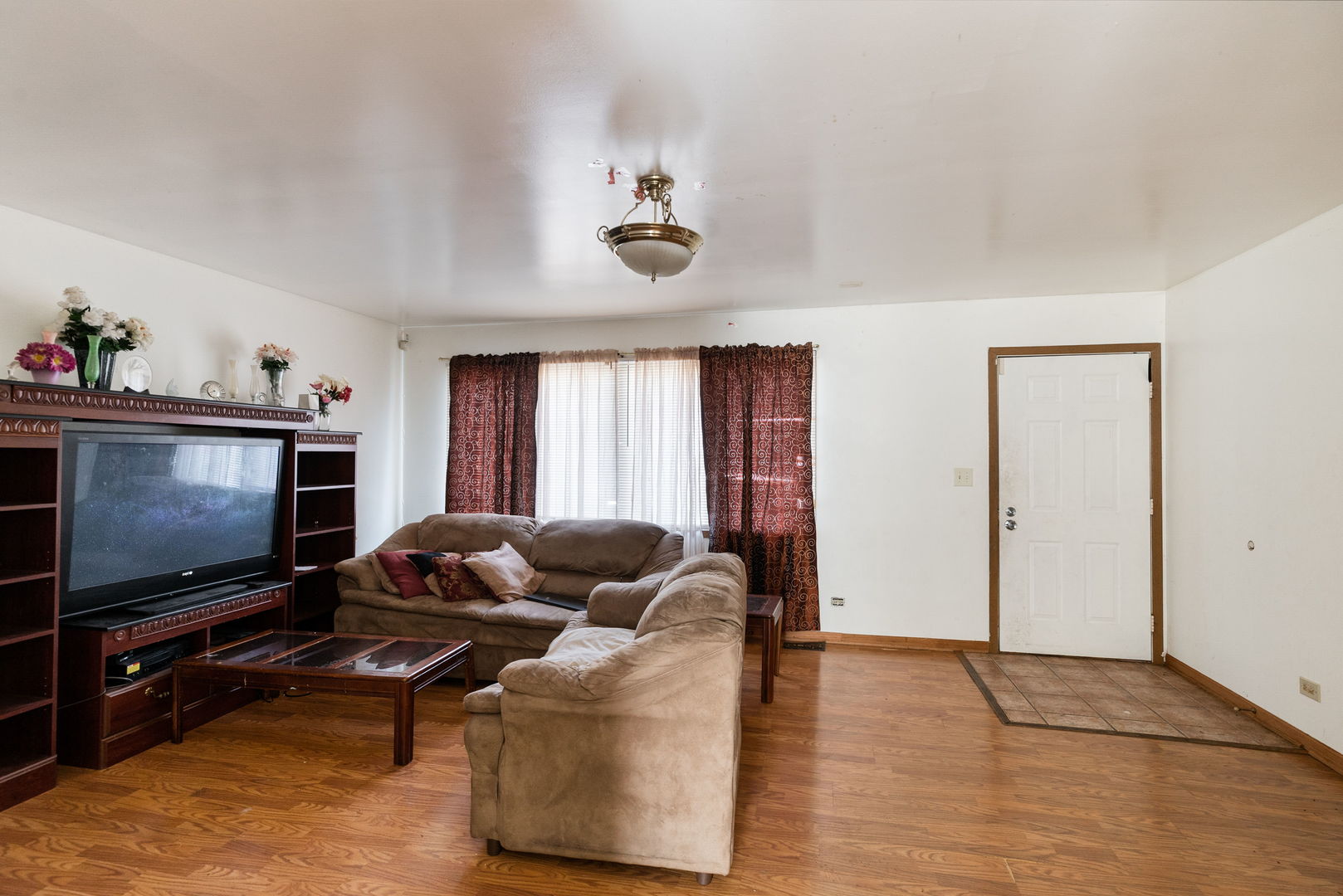 10435 W Chaplin Avenue, Beach Park, IL