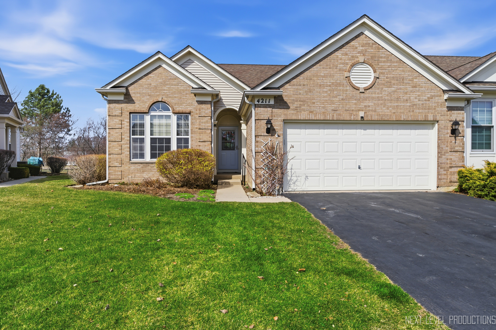 4211 Whitehall Lane, Algonquin, IL