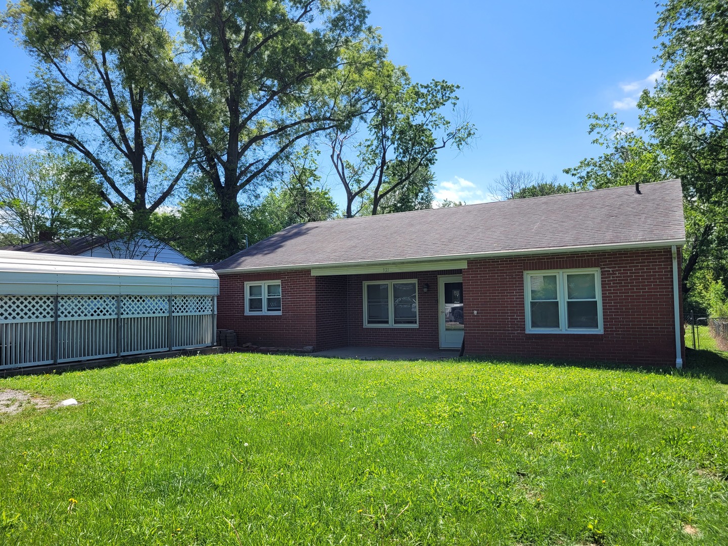 921 Airport Road, Mt Vernon, IL