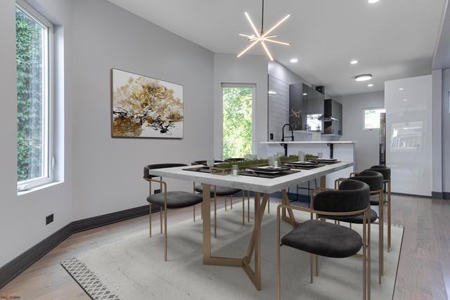 8238 S East End Avenue, Chicago, IL