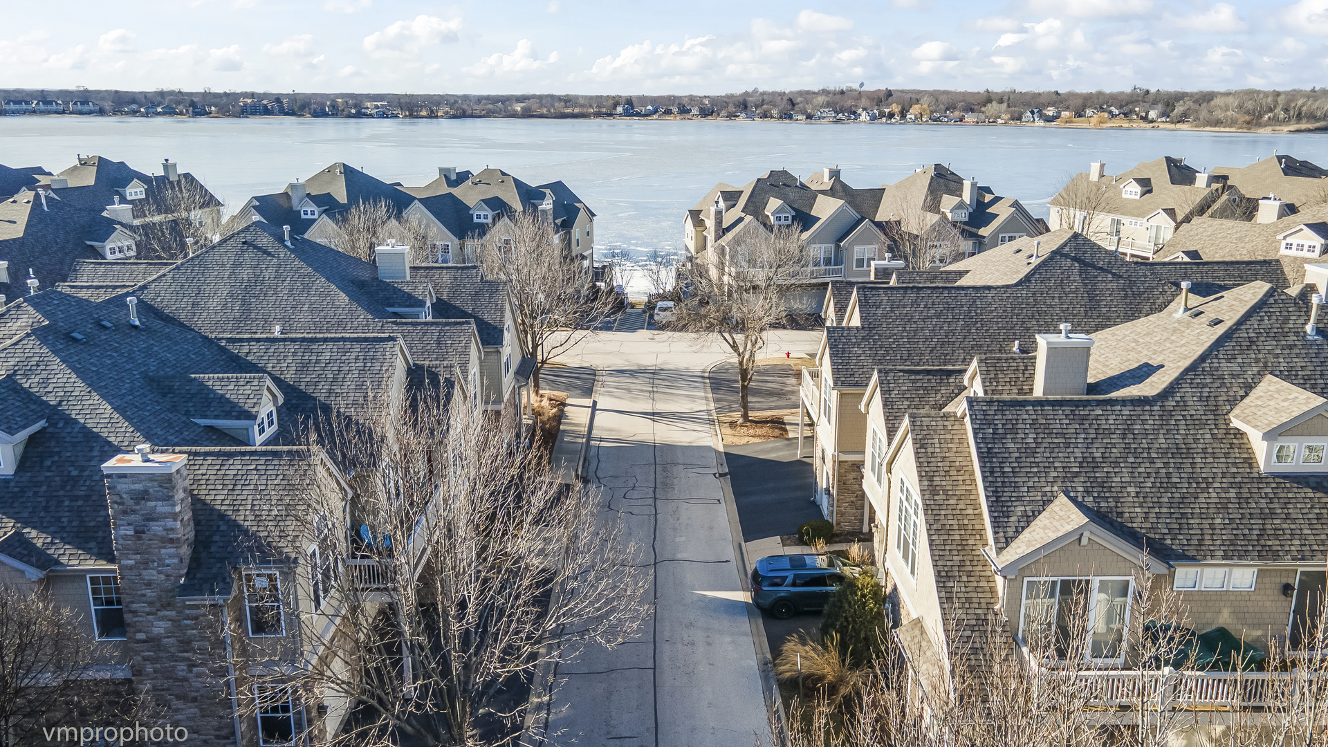 360 Promontory Lane #D, Wauconda, IL