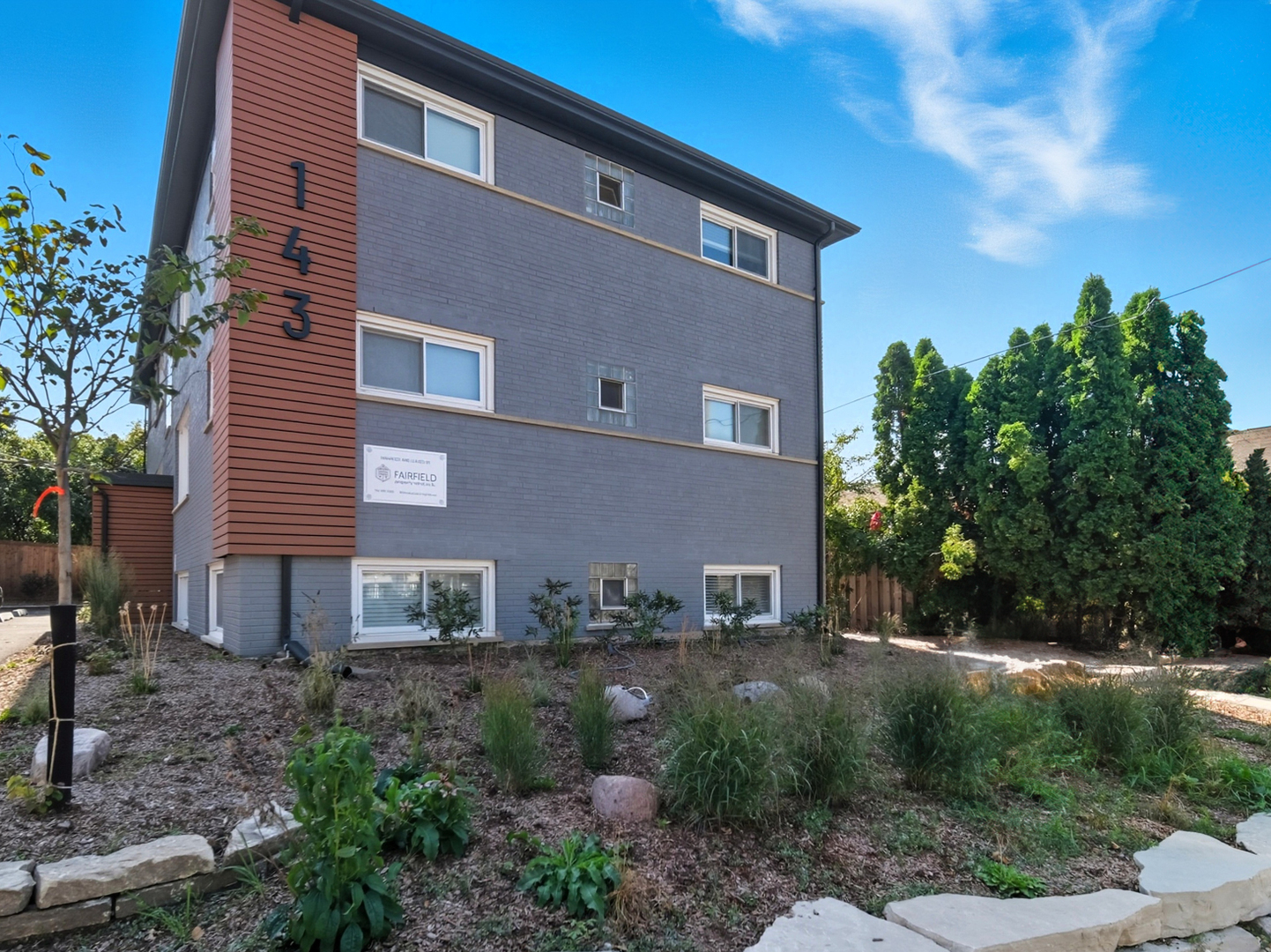 143 Ann Street #3S, Clarendon Hills, IL