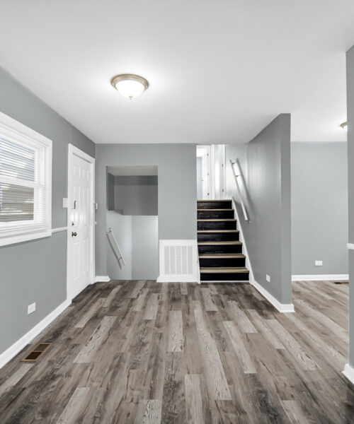 911 E 76th Street, Chicago, IL