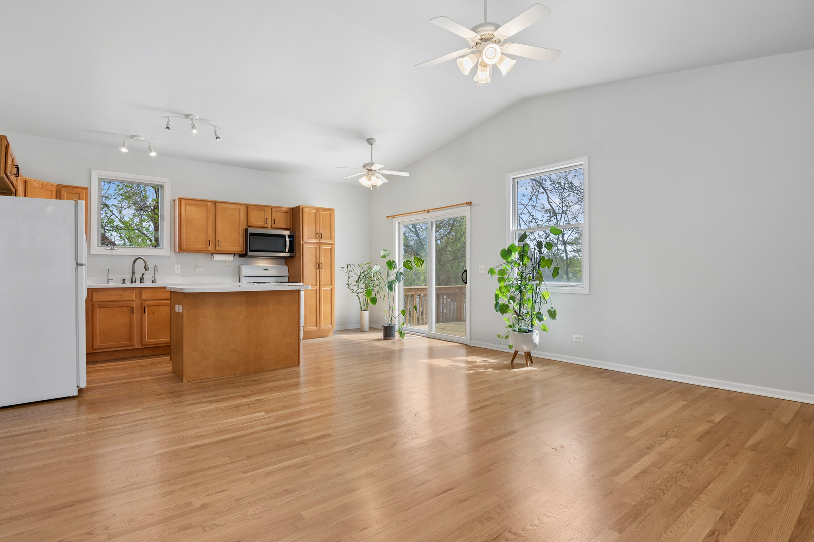 7509 Marblehead Road, Wonder Lake, IL