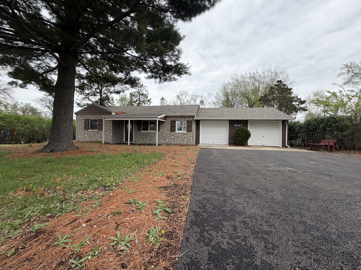 5547 S Peck Avenue, Countryside, IL