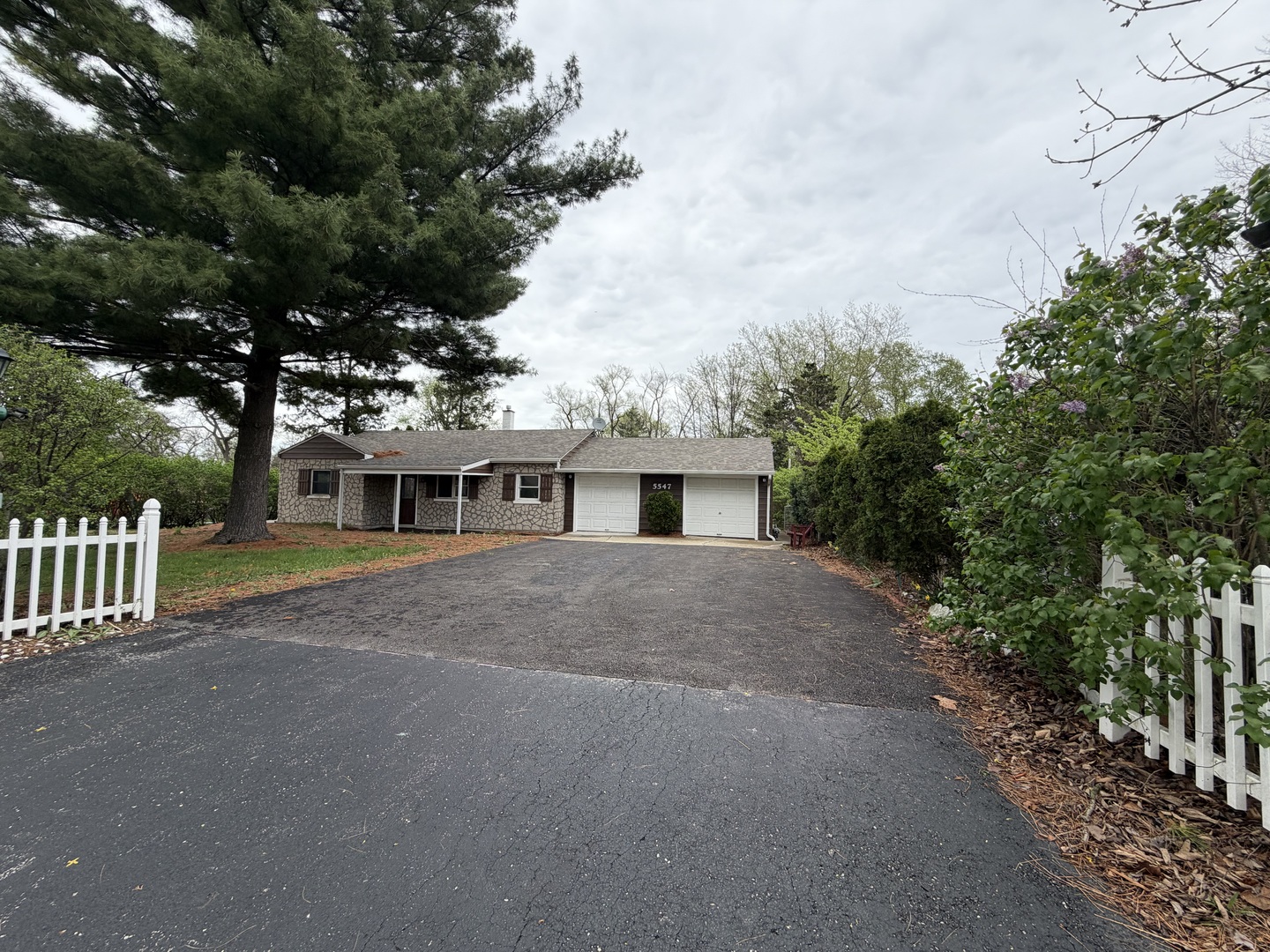 5547 S Peck Avenue, Countryside, IL