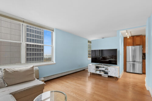 3033 N Sheridan Road #1502, Chicago, IL