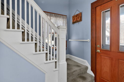 32W183 Glos Street, Wayne, IL