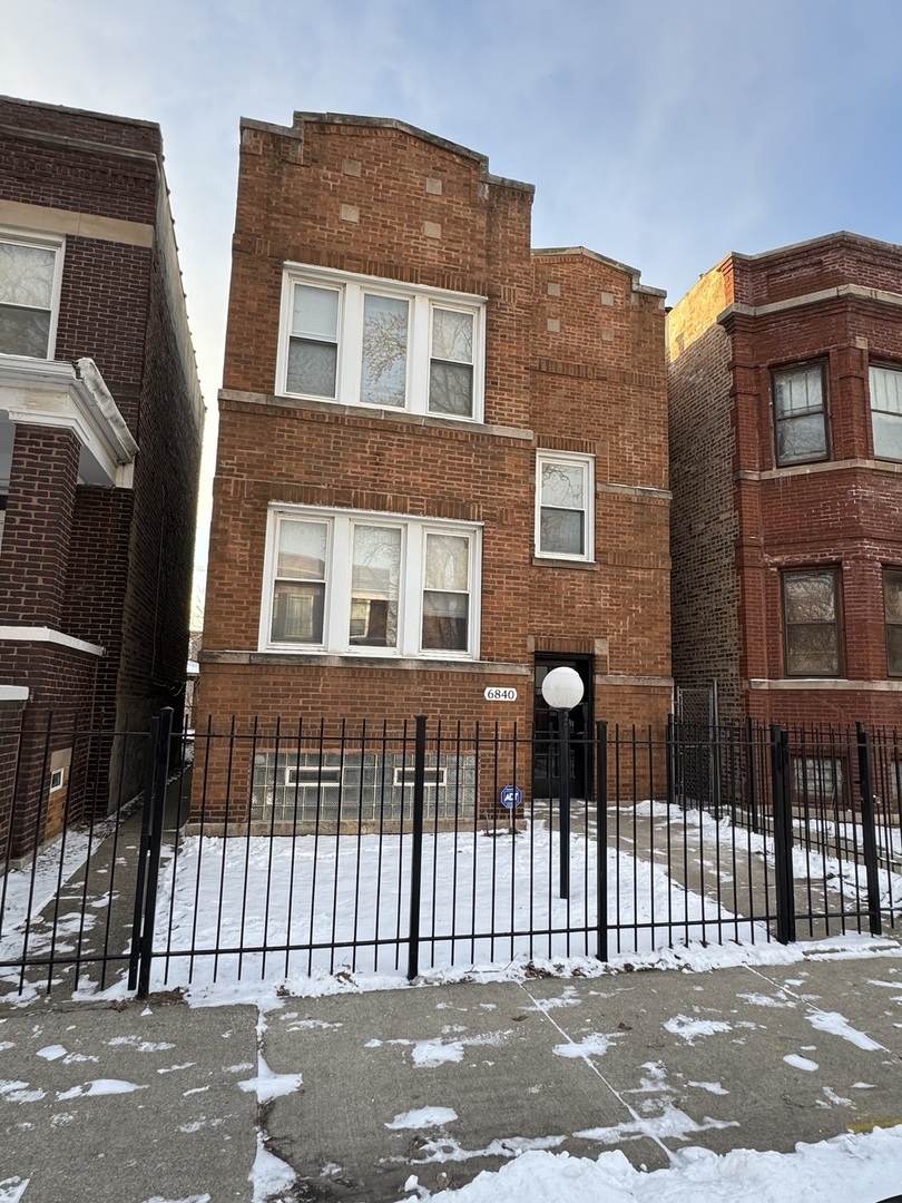 6840 S Champlain Avenue #G, Chicago, IL