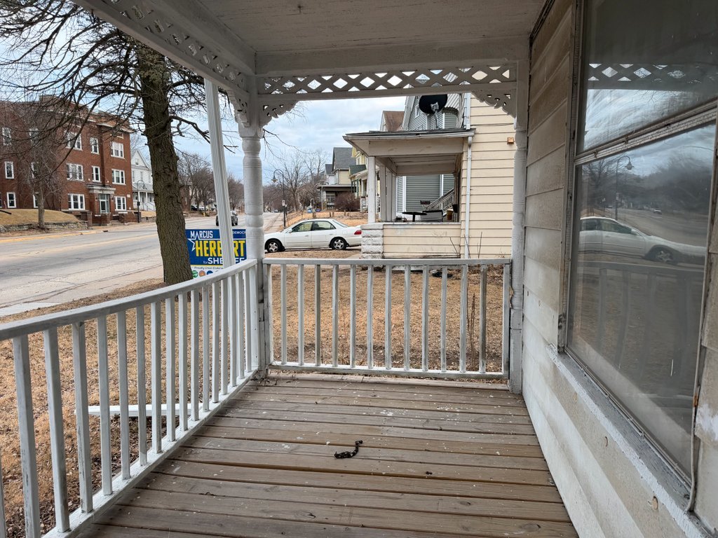 718 17th Street, Rock Island, IL