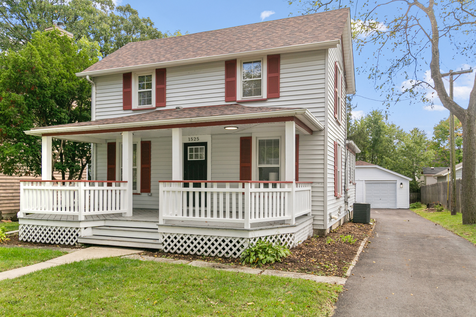 1525 Burr Oak Road, Homewood, IL