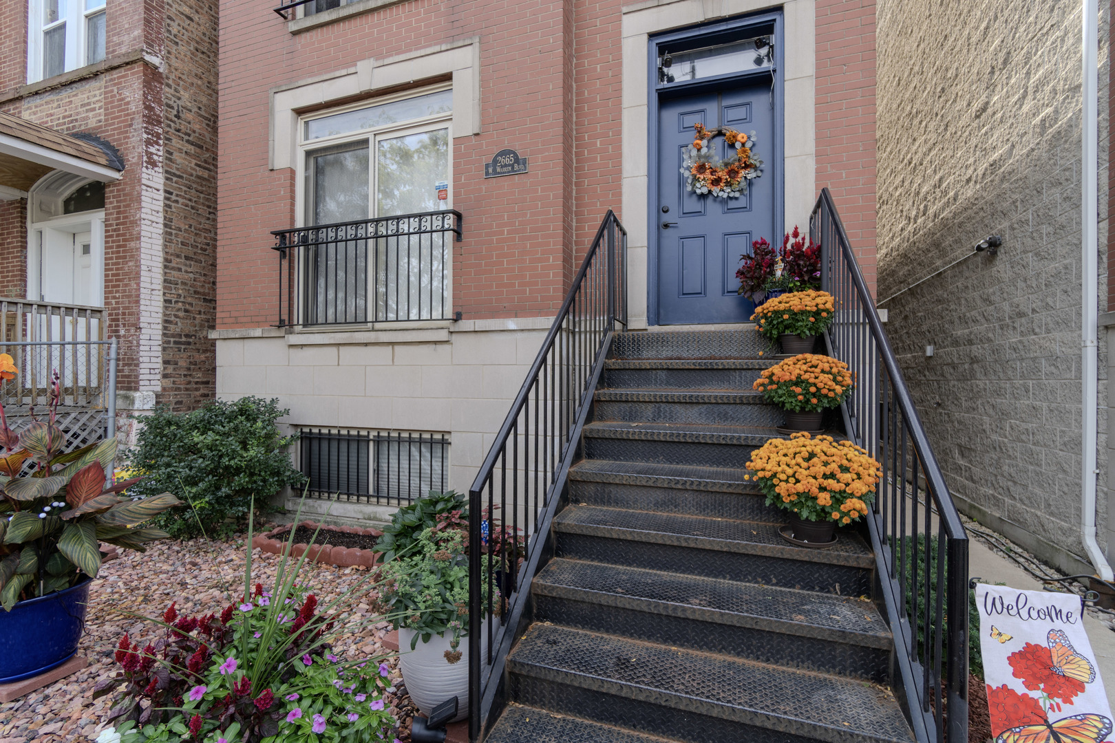 2665 W Warren Boulevard #3, Chicago, IL