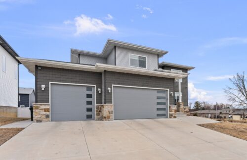 3717 N BIRCHWOOD Avenue, Davenport, IA