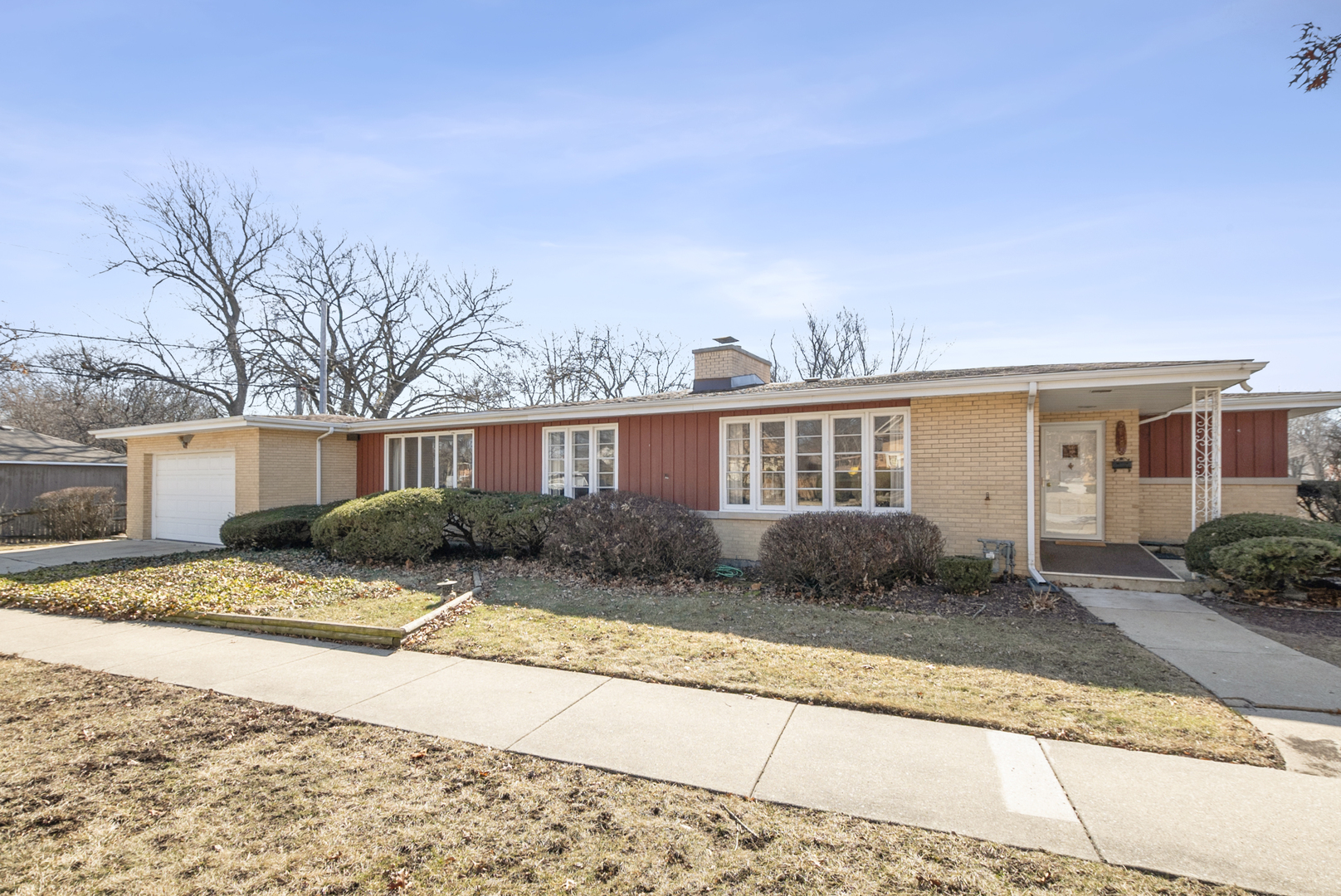 18515 Dundee Avenue, Homewood, IL