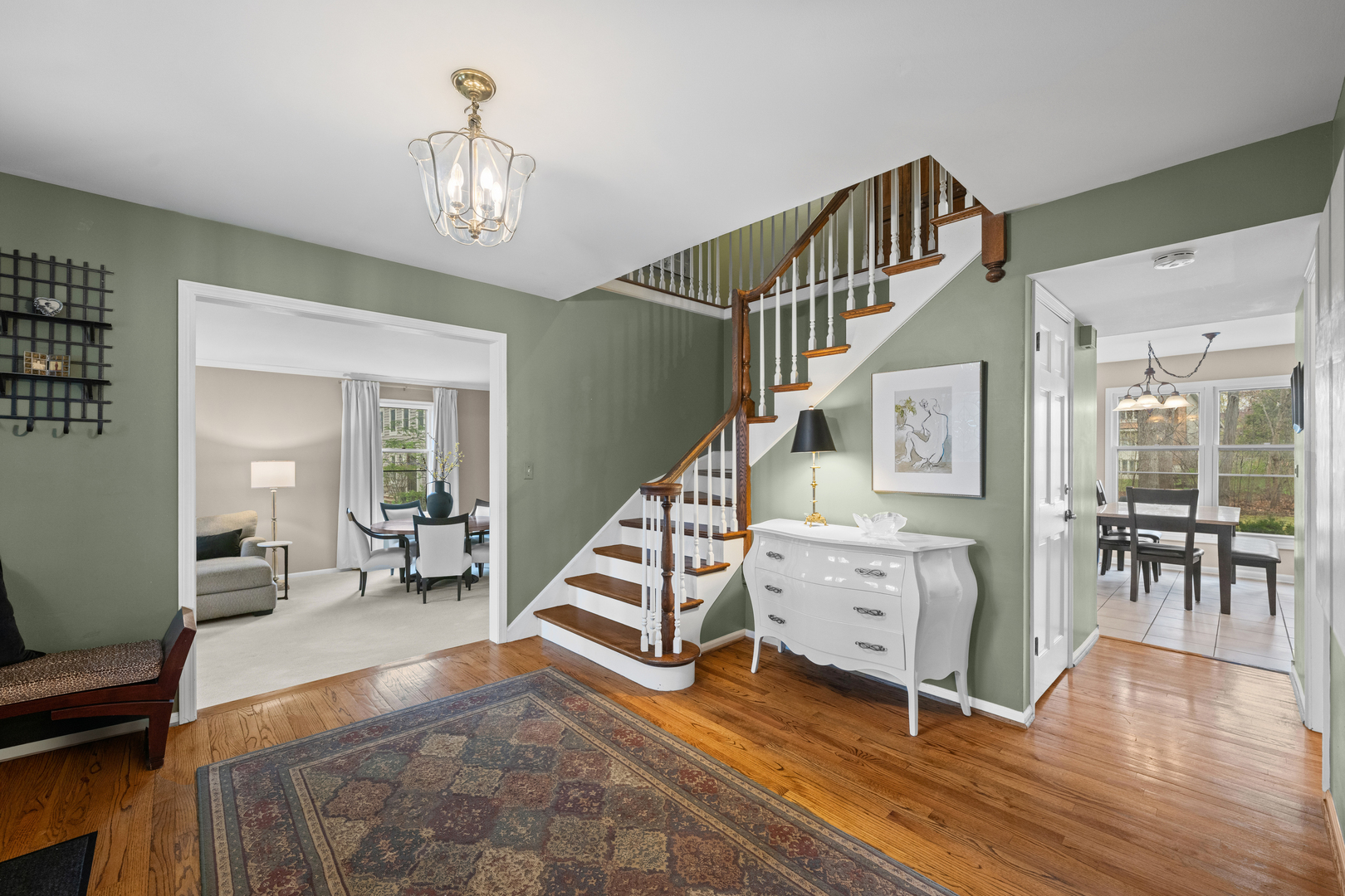 220 Dover Circle, Lincolnshire, IL