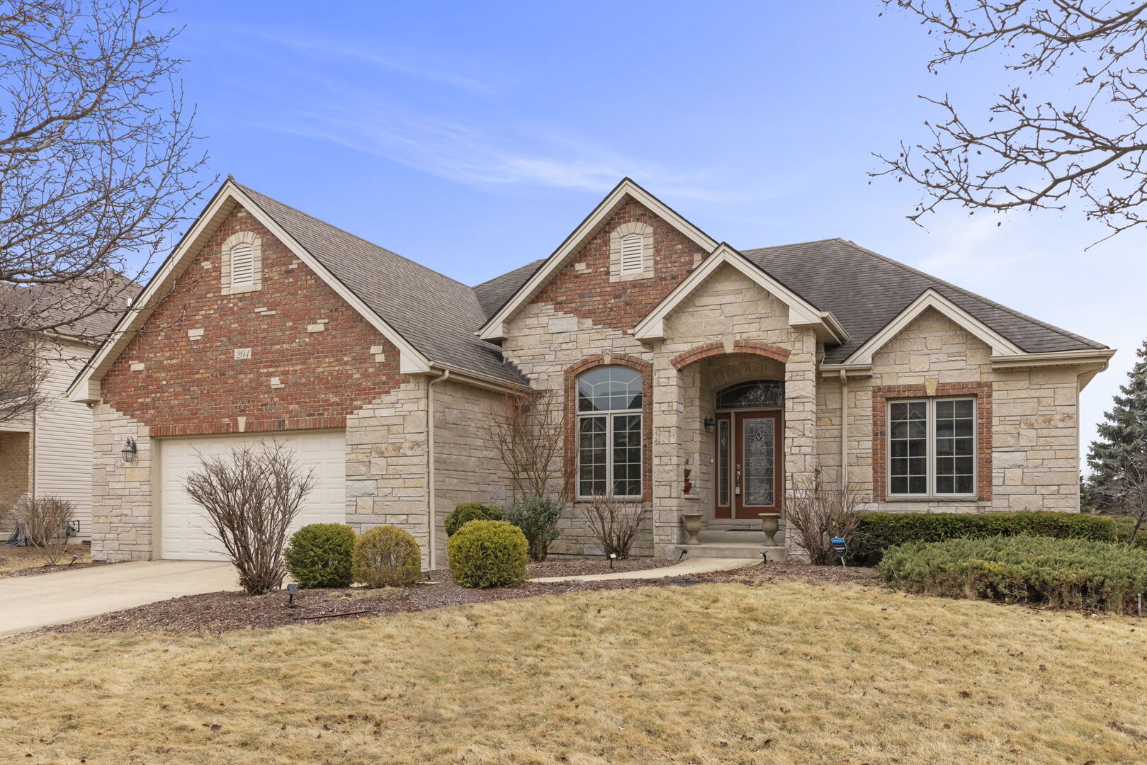 204 Amherst Circle, Oswego, IL