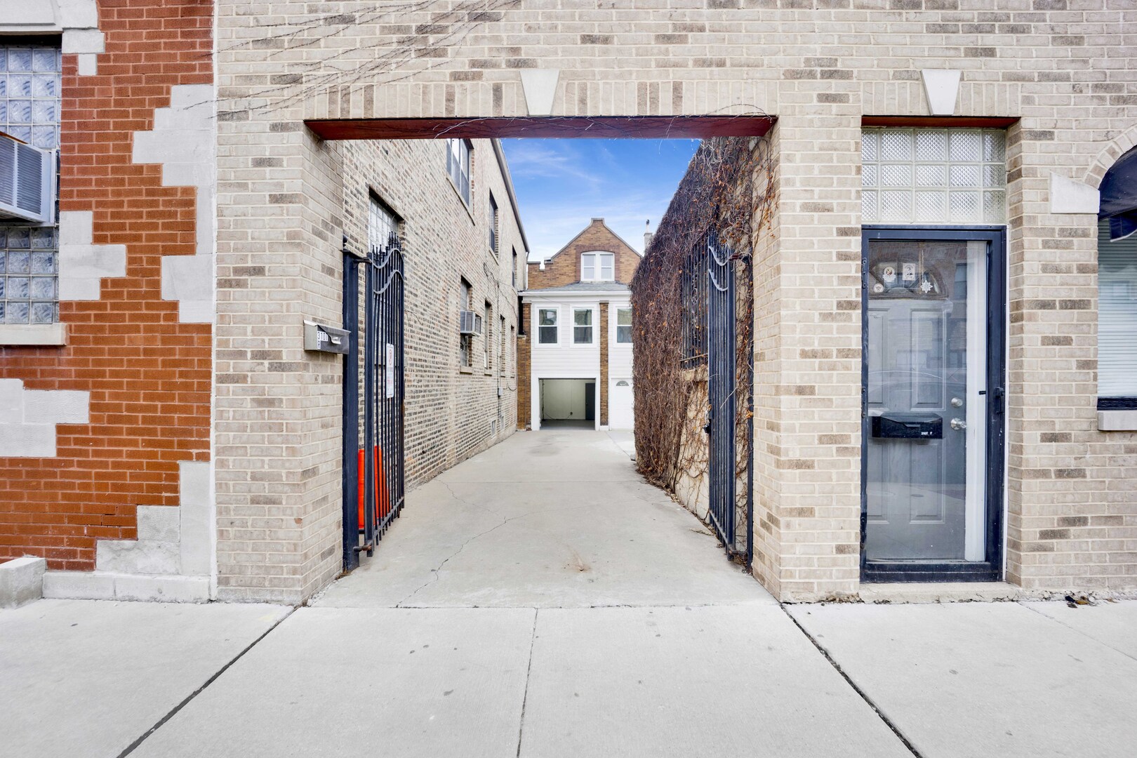 3107 S Morgan Street, Chicago, IL