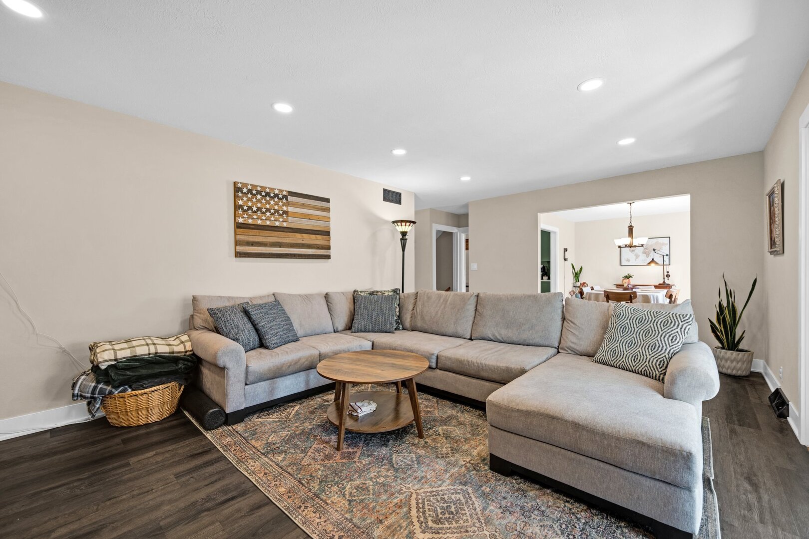 903 Crestline Drive, Normal, IL