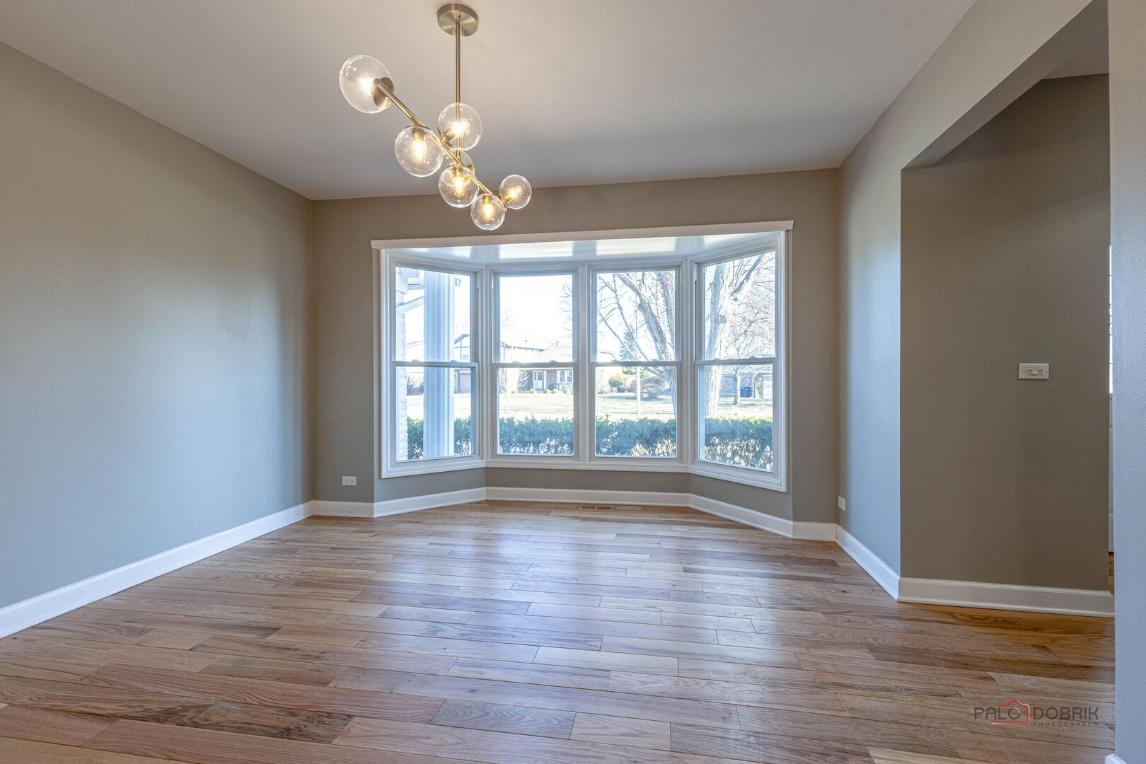 2892 Parkside Drive, Highland Park, IL