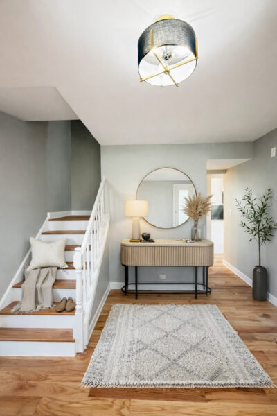 2892 Parkside Drive, Highland Park, IL