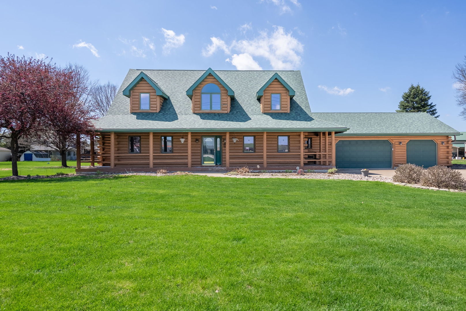 20664 N Brady Street, Davenport, IA