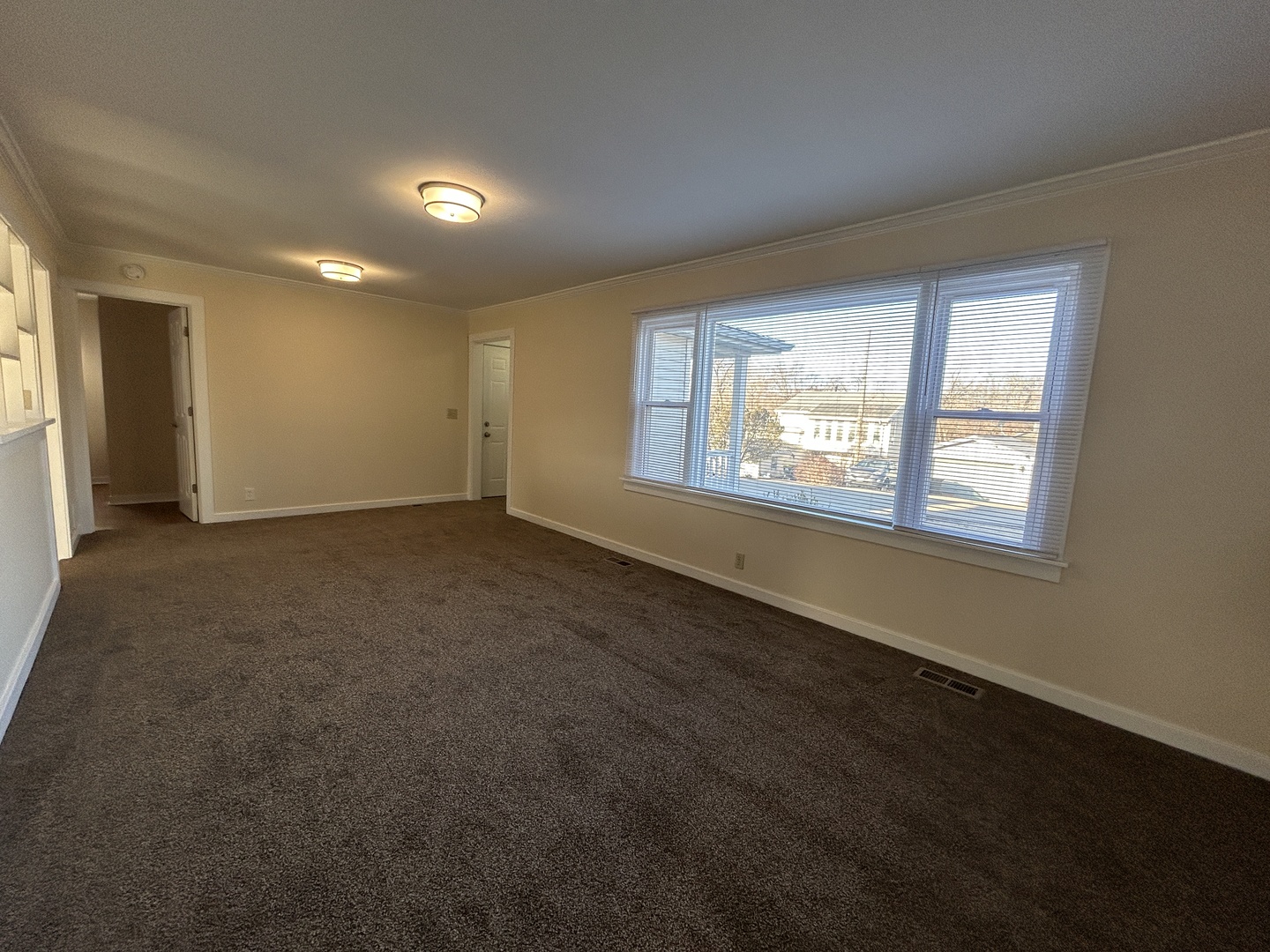 378 COUNCIL Trail, Lake In The Hills, IL