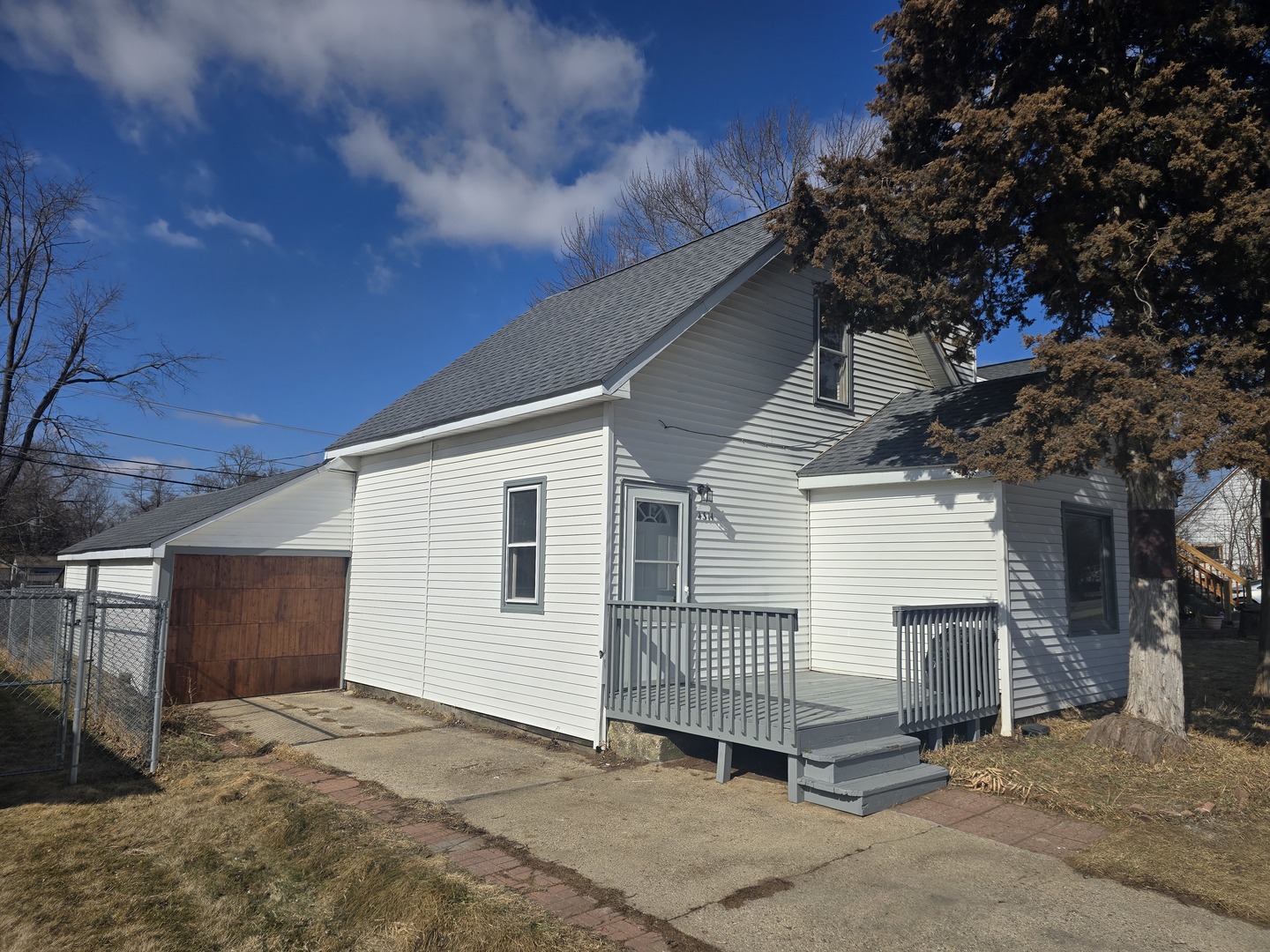 4311 E Wonder Lake Road, Wonder Lake, IL