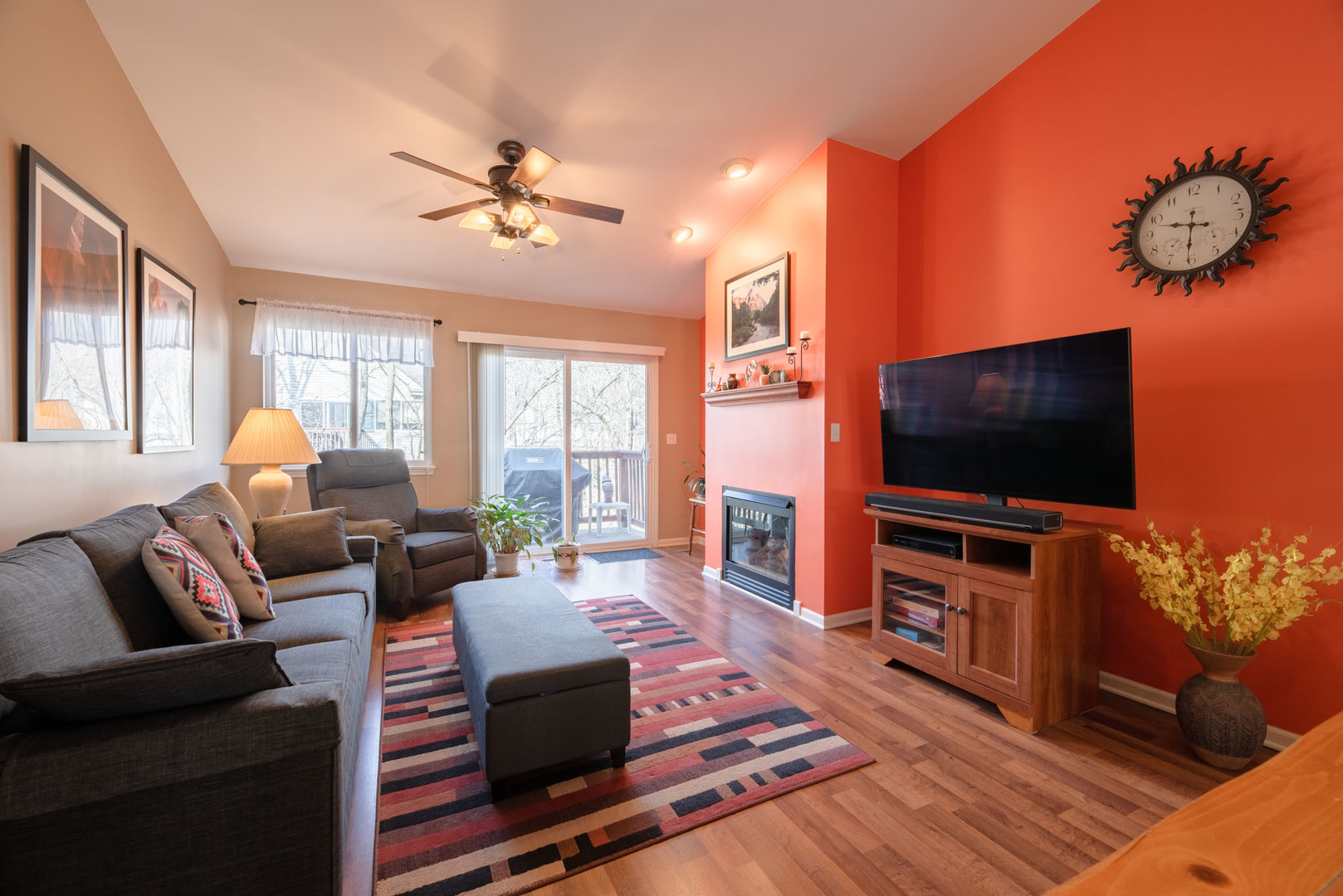 113 Meredith Lane #10-3, Streamwood, IL