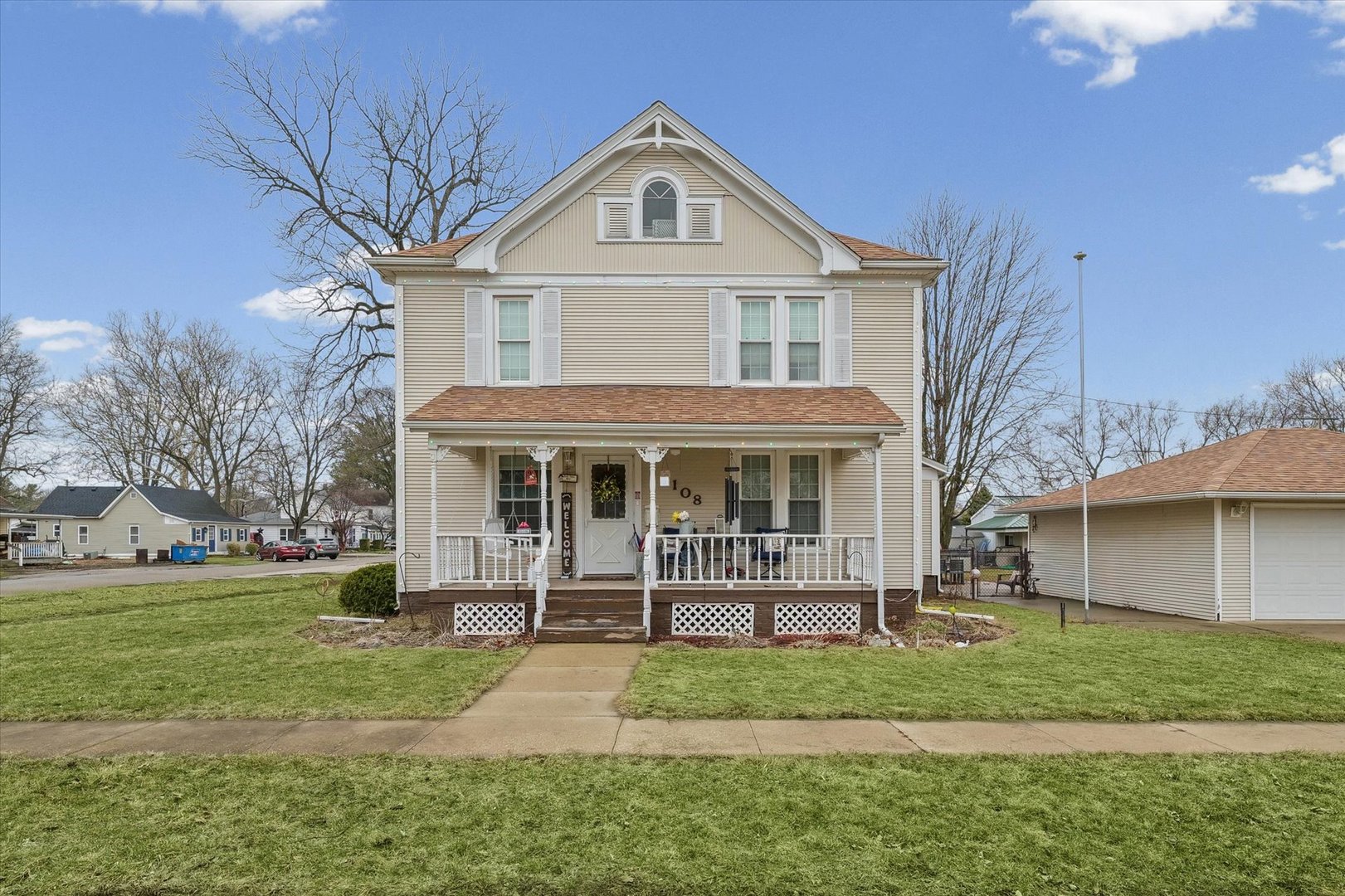 108 S Main Street, Mansfield, IL