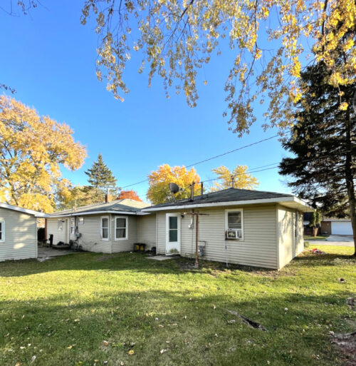 1828-1826 Horeb Avenue, Zion, IL