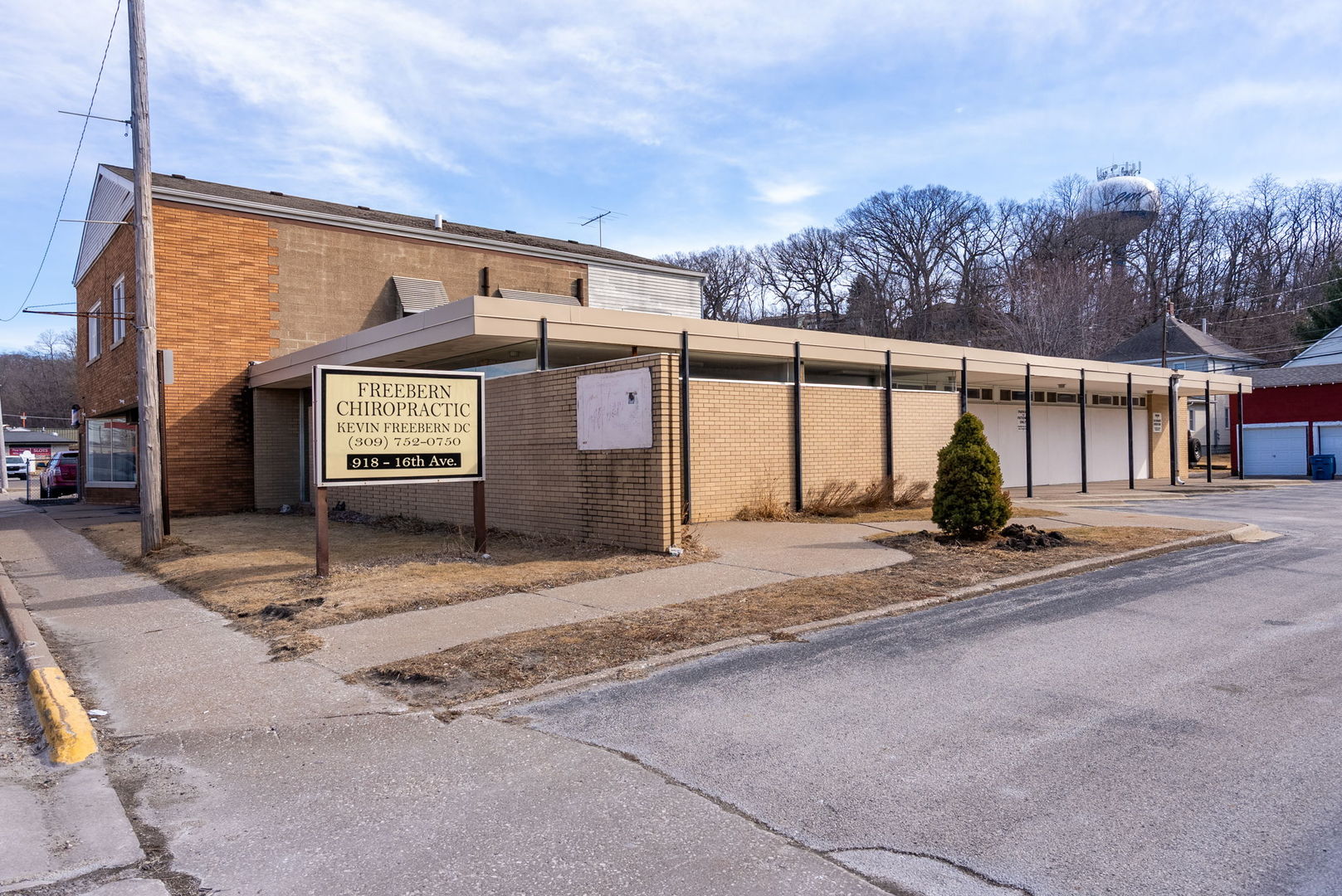 918 16th Avenue, East Moline, IL