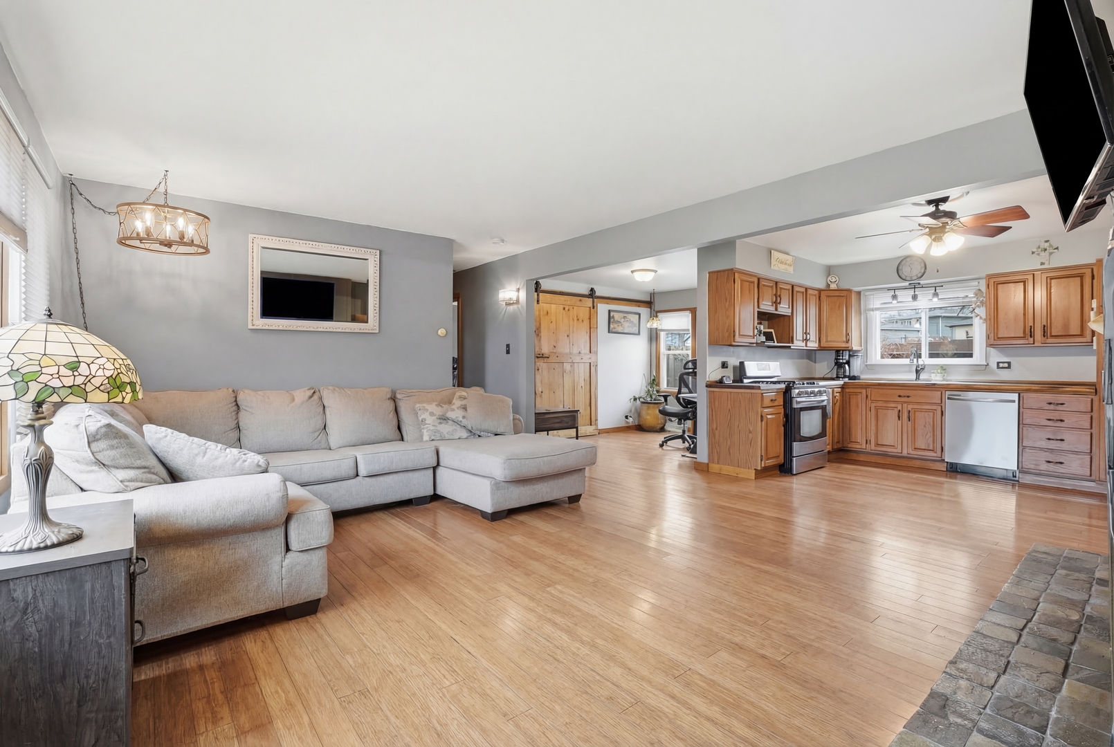 14756 Lorel Avenue, Oak Forest, IL