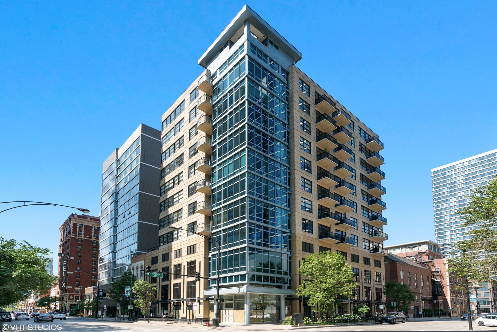101 W Superior Street #905, Chicago, IL