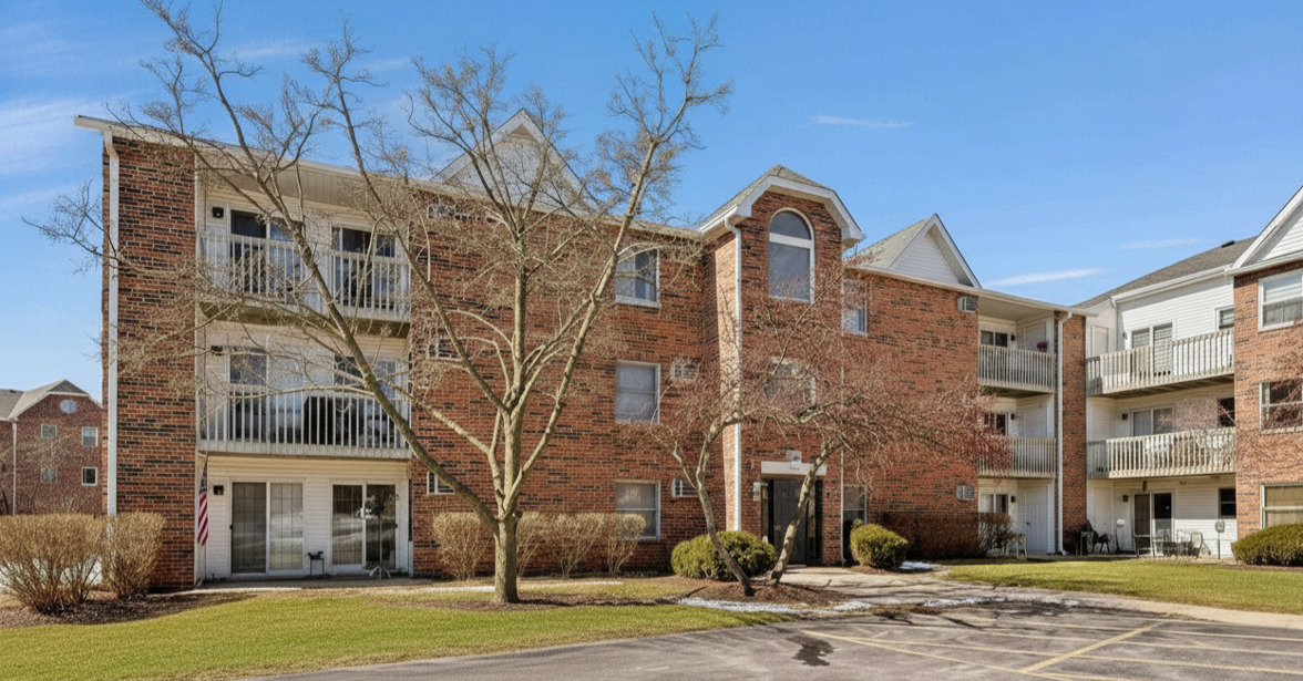 1351 Cunat Court #2D, Lake In The Hills, IL