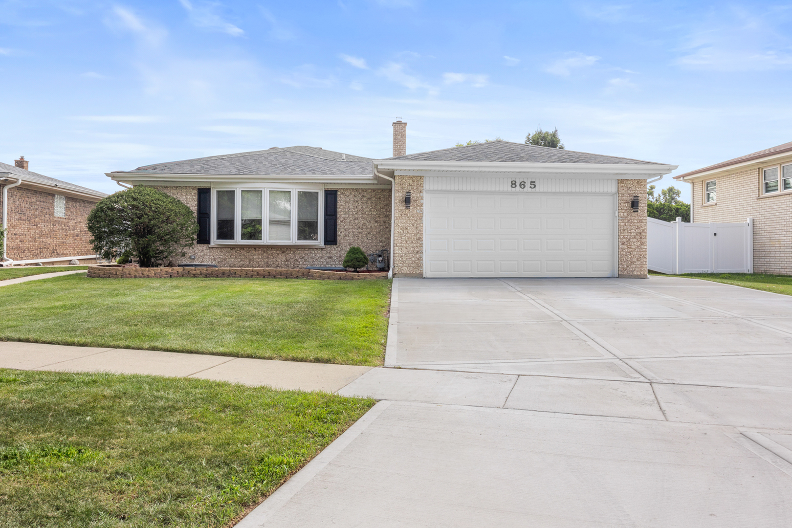 865 Love Street, Elk Grove Village, IL