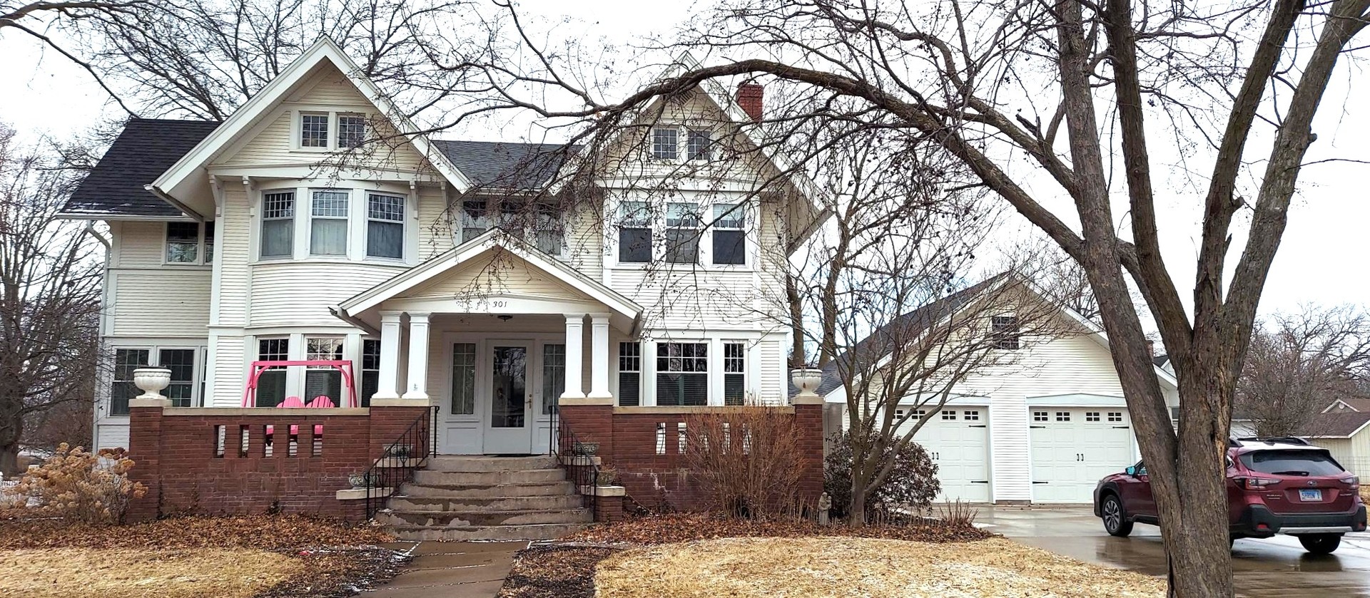 301 N Main Street, Alexis, IL
