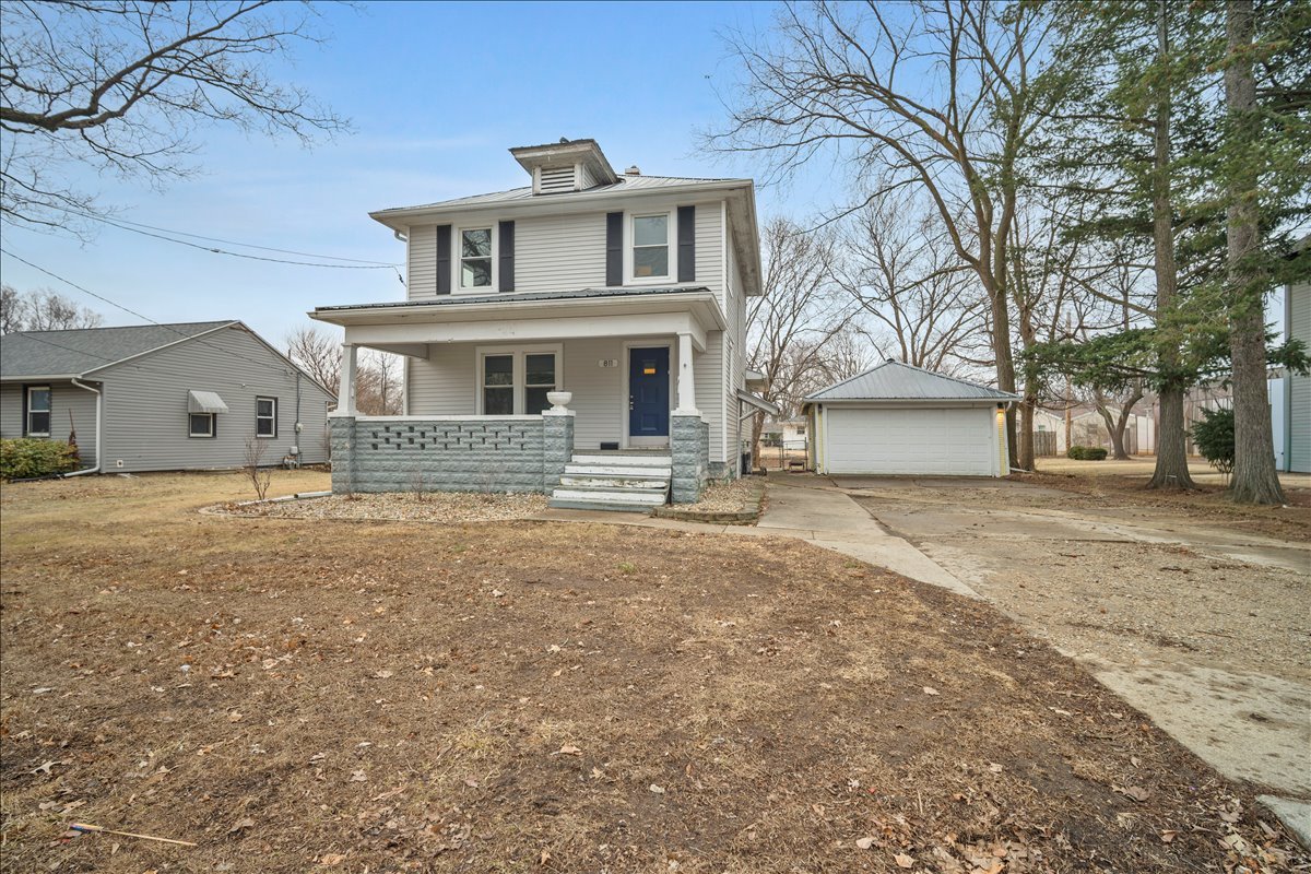 811 W College Avenue, Normal, IL