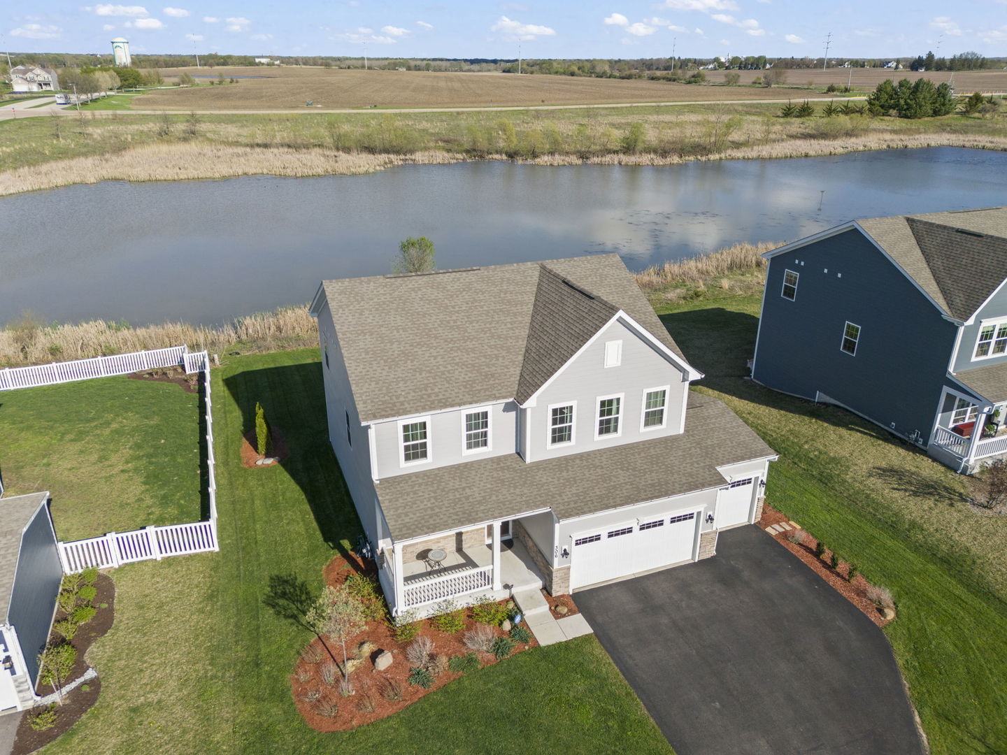 306 Atkinson Drive, Sugar Grove, IL