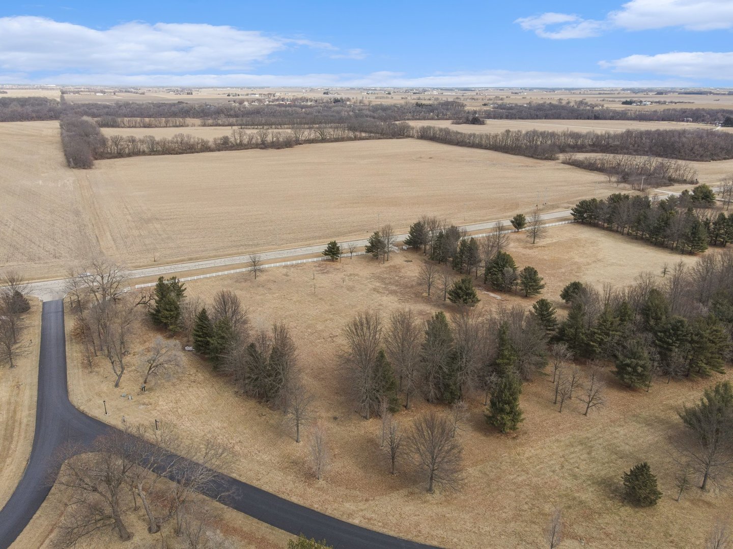 35149 S Alana Drive, Wilmington, IL