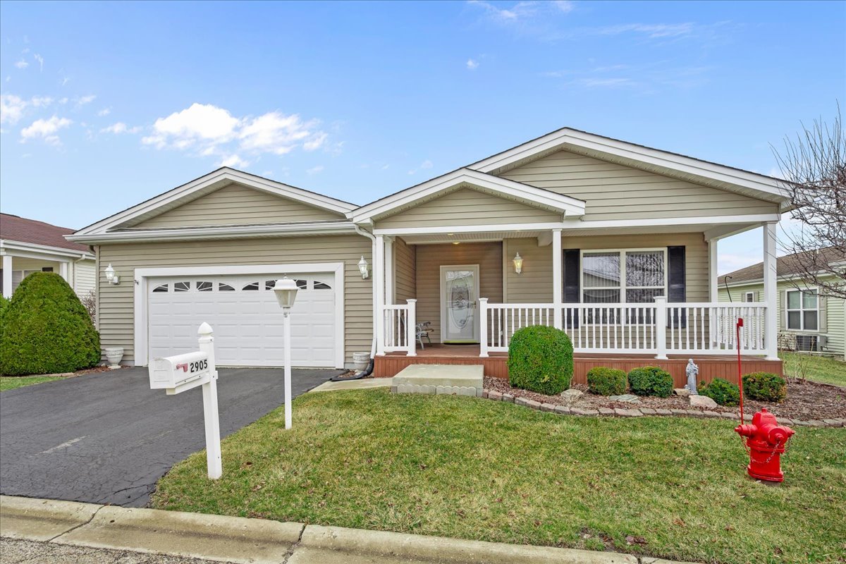 2905 CAROUSEL Court, Grayslake, IL