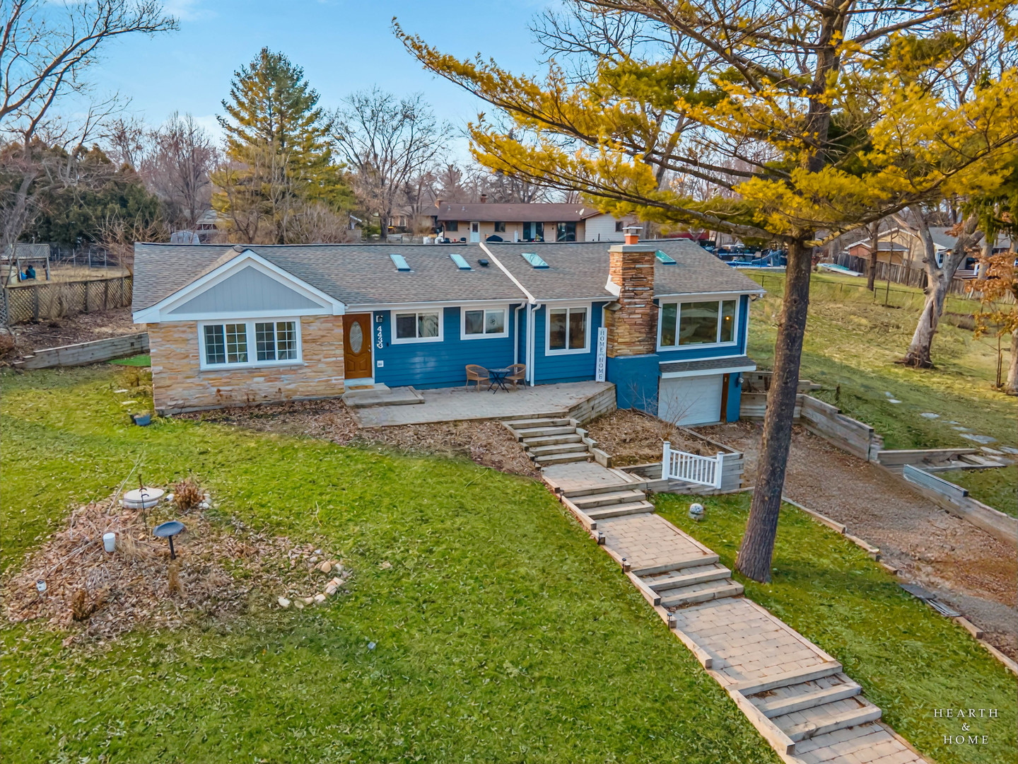 4433 Wildwood Drive, Crystal Lake, IL