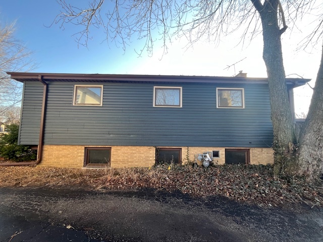 5009 W 101st Street, Oak Lawn, IL