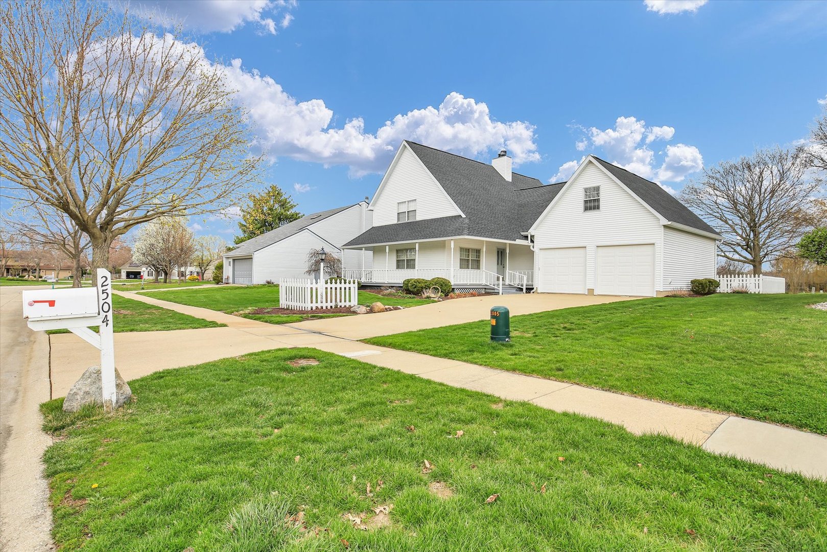 2504 Lakewood Drive, Champaign, IL