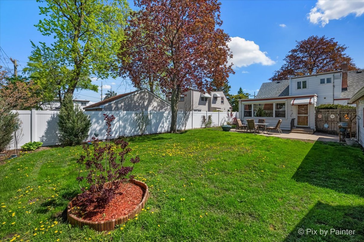 916 N Roberta Avenue, Melrose Park, IL