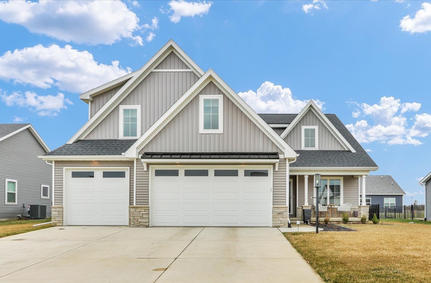 1403 Winterberry Road, Savoy, IL