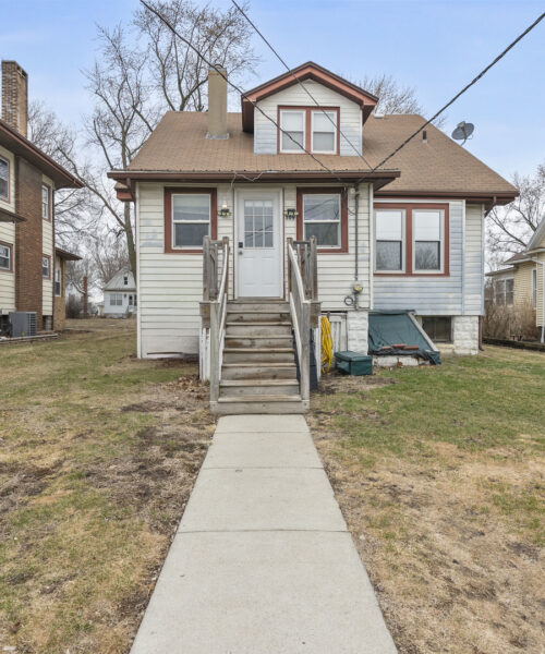 309 E Oak Street, Fairbury, IL